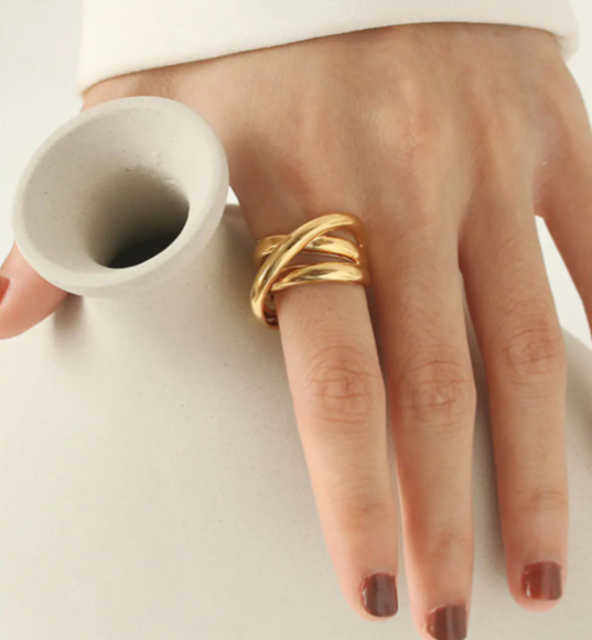 Lunara Ring